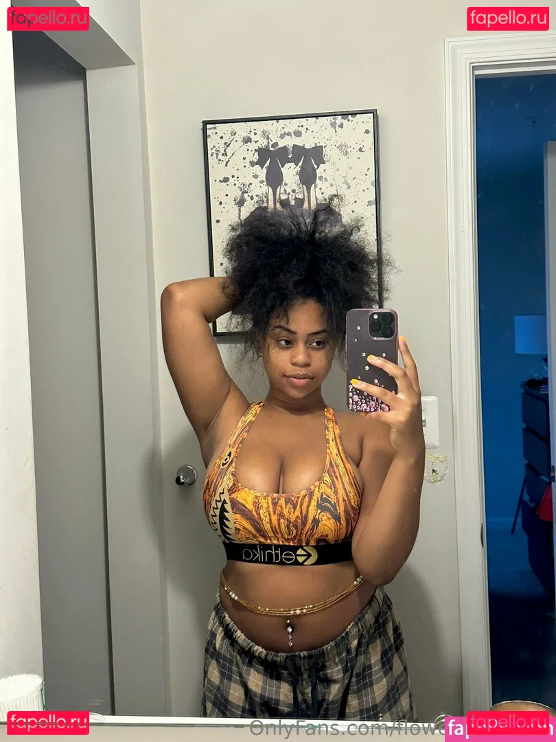 flowerbombbbb Onlyfans Photo Gallery 