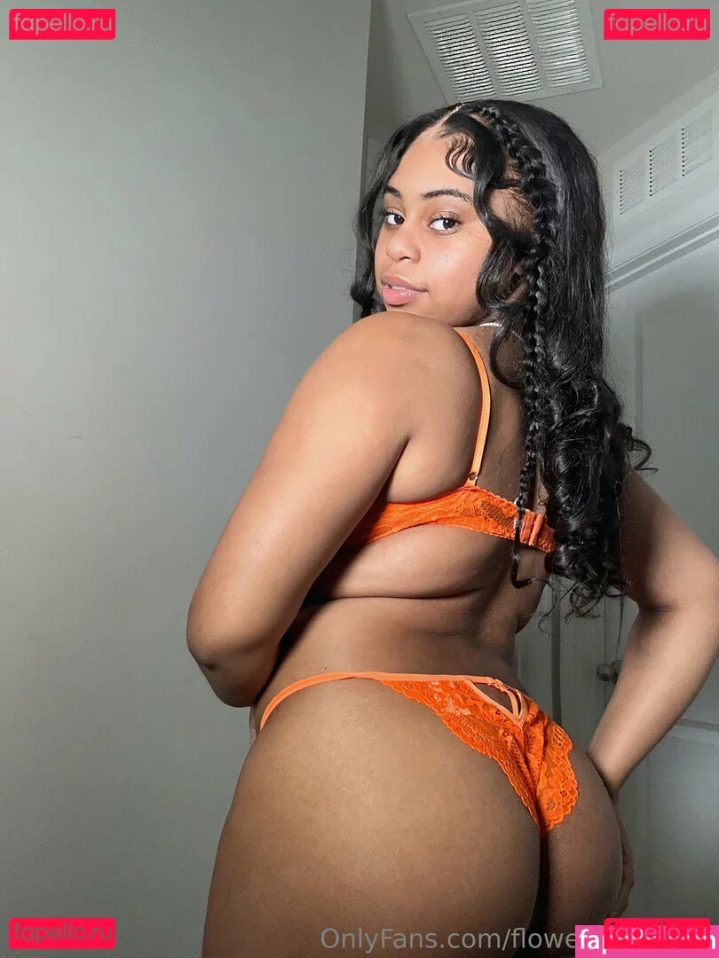 flowerbombbbb Onlyfans Photo Gallery 