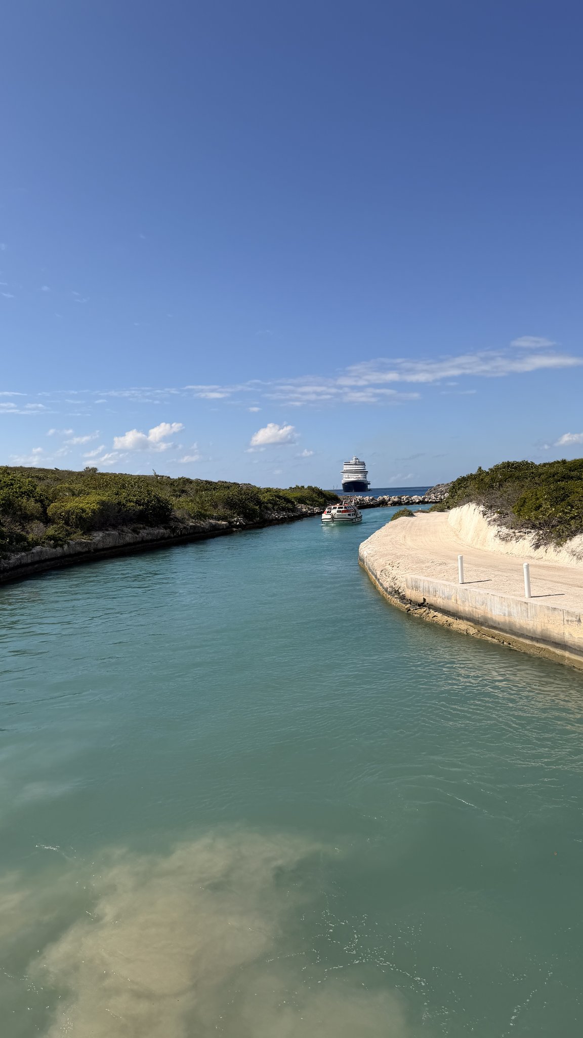 Half Moon Cay Cruise Port - Cruise Ship Docked at Tropical Cove - 12-29-2025 - Vertical.jpg