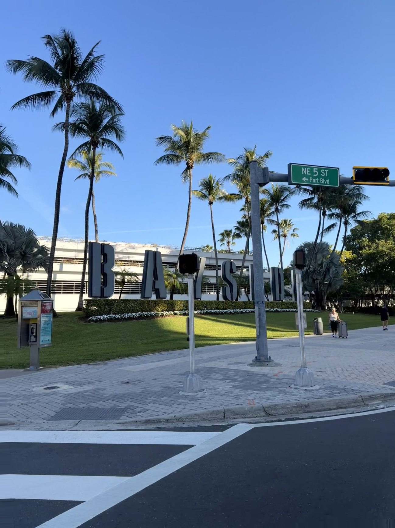 Miami Cruise Port - Palms and Port Blvd Sign - 12-05-2025 - Vertical.jpg