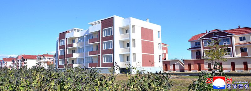 New houses built in Chongjin City