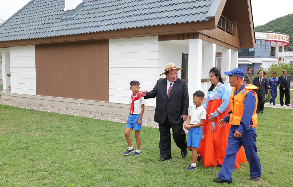 Another Spectacular Fairyland on East Coast in New Era of Regional RejuvenationInaugural Ceremony of Ragwon County Offshore Farm Takes Place with Splendor - Image 39