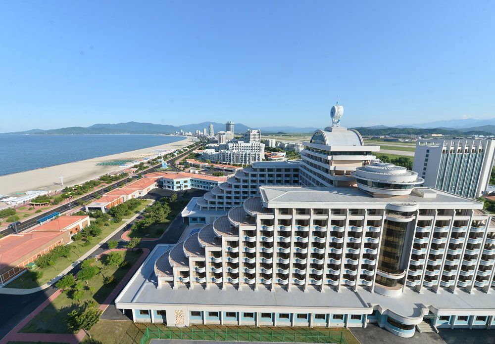 KCNA Report on Completion of Coastal Tourist Resort in Myongsasimni of Kalma Peninsula - Image 10