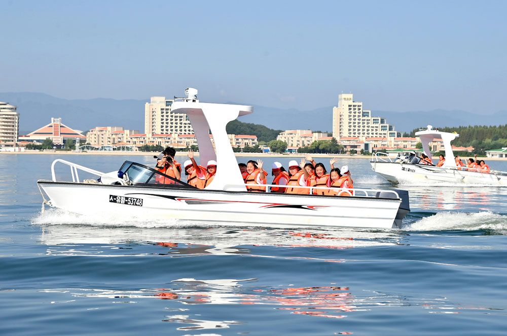 Students of Revolutionary Schools Spend Enjoyable Days in Wonsan Kalma Coastal Tourist Area - Image 16