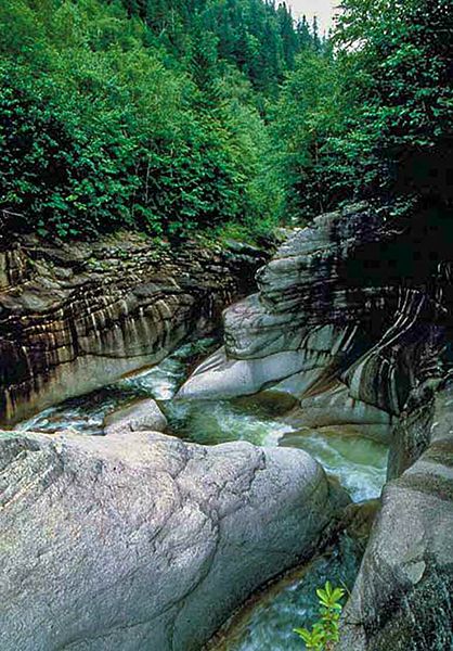 Ninety Nine Meanders of Chonsang Stream