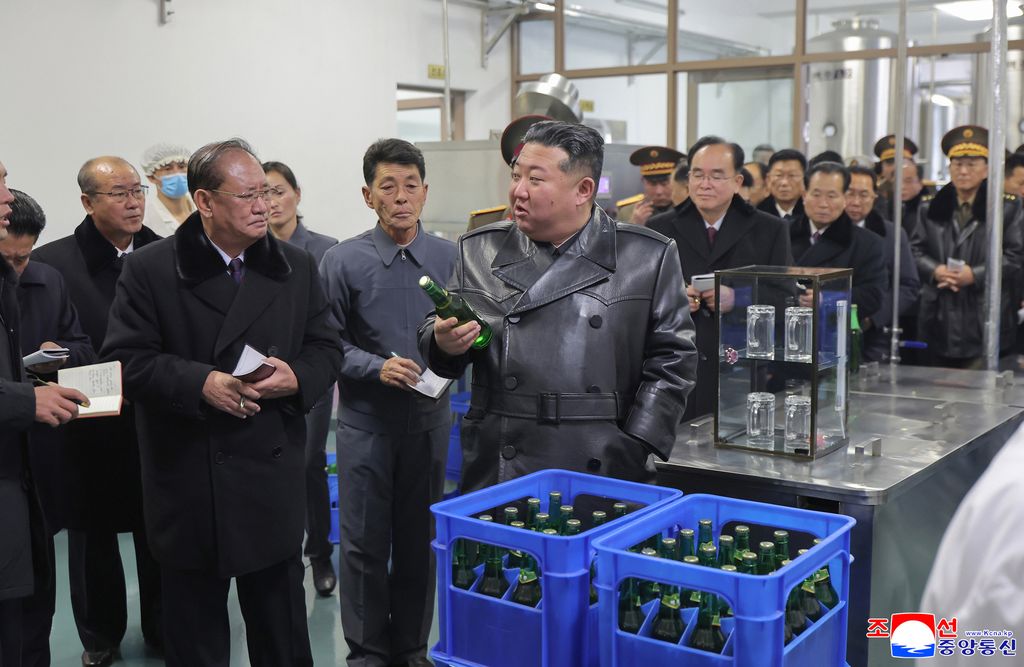 Today's News - Image 187