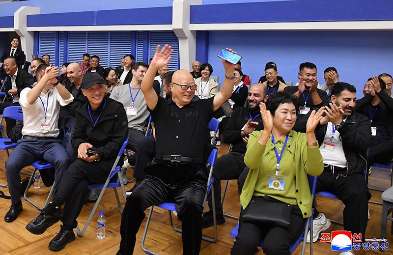 Participants in Kim Il Sung - Kim Jong Il Foundation Conference hold joint friendship gathering - Image 3