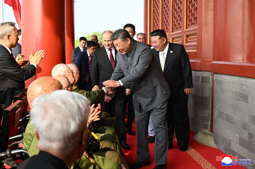 RespectedComrade Kim Jong Un participates in commemorations marking 80th anniversary of victory of Chinese People's War of Resistance against Japanese Aggression and World Anti-Fascist War - Image 18