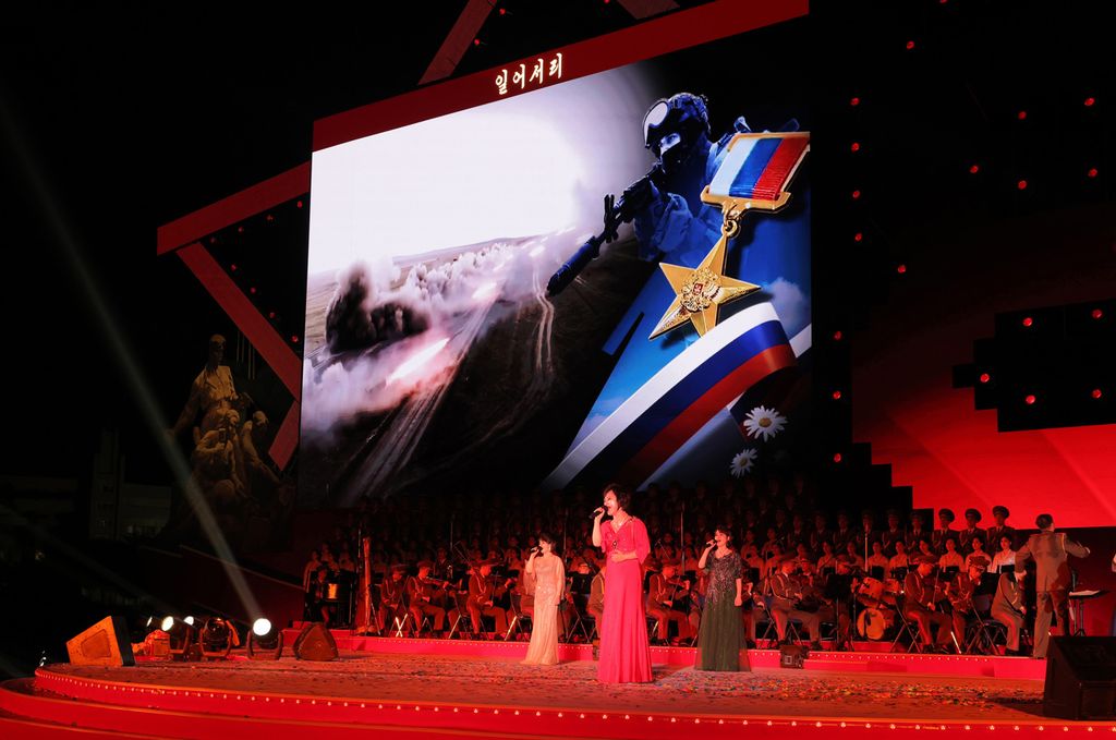 Art Performance Given in DPRK to Mark ８０th Anniversary of Korea’s Liberation - Image 13