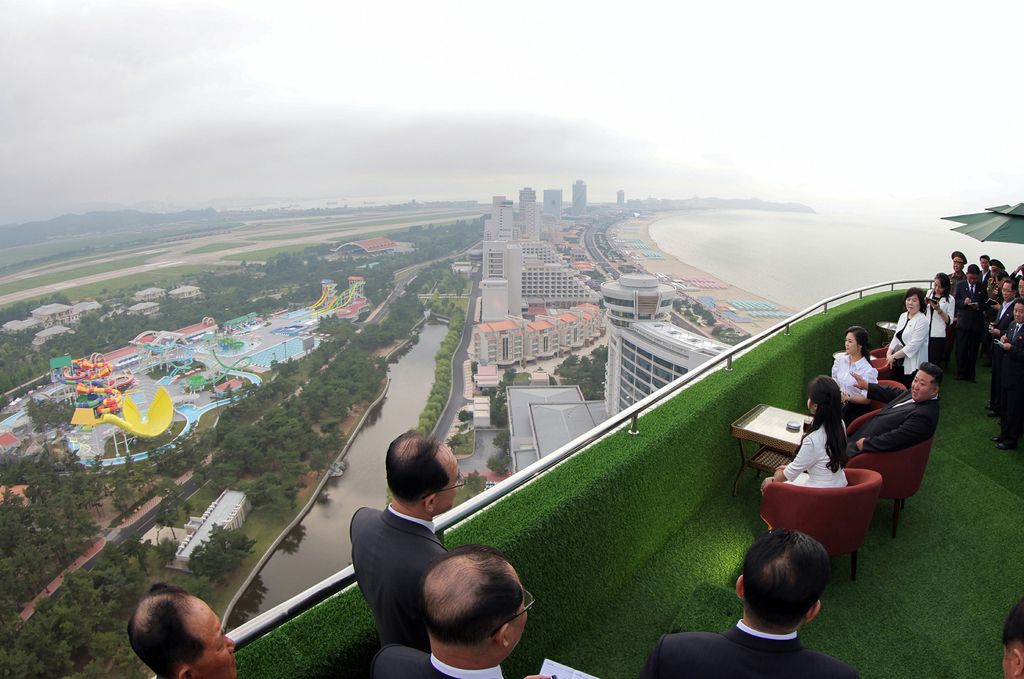 Tourist Attraction on East Coast–New Scenic Beauty of Socialist Cultural Efflorescence Inaugural Ceremony of Wonsan Kalma Coastal Tourist Area Held with Splendour - Image 26