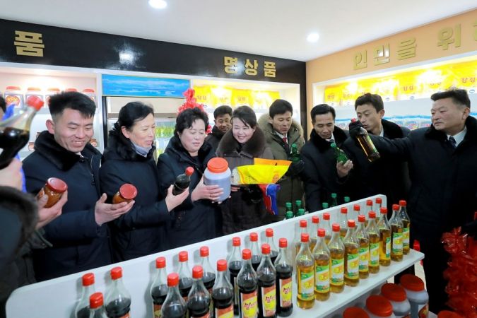 Inauguration Ceremony of Regional-industry Factories in Unpha County Held - Image 11