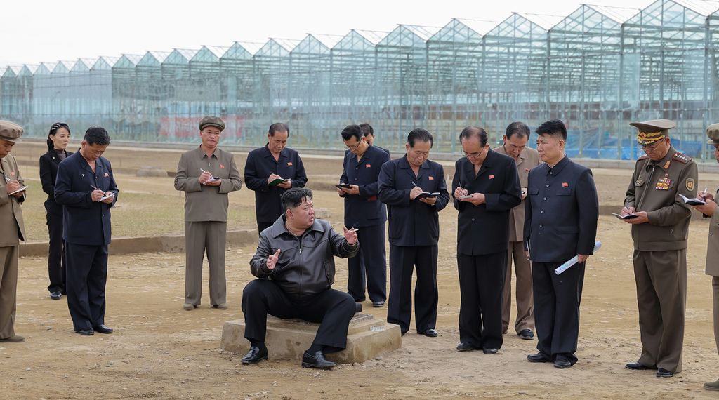 Respected Comrade Kim Jong Un Guides Construction of Sinuiju Combined Greenhouse Farm Again - Image 6