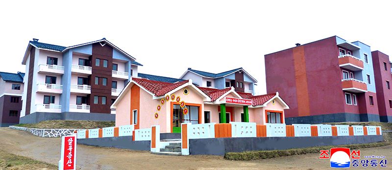 New houses built in Songhwa County of South Hwanghae Province - Image 2