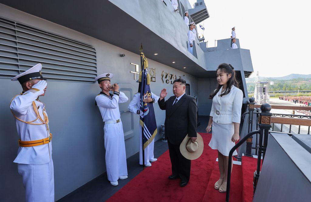 Vigorous Advance and Development of Revolution in Warship-building Industry and Modernization of Naval Forces in New Era Ceremony of Launching Destroyer of KPA Navy Takes Place with Splendour - Image 19