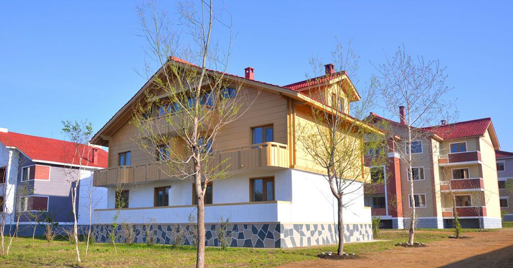 Working People in Rason Municipality Move into New Houses - Image 3