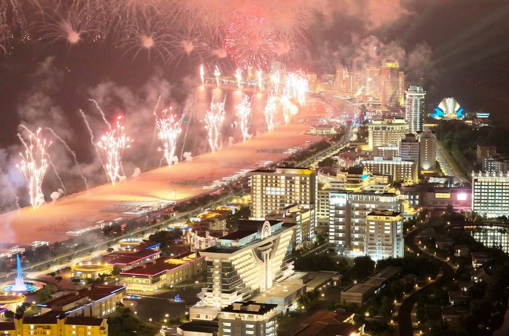 Tourist Attraction on East Coast–New Scenic Beauty of Socialist Cultural Efflorescence Inaugural Ceremony of Wonsan Kalma Coastal Tourist Area Held with Splendour - Image 11