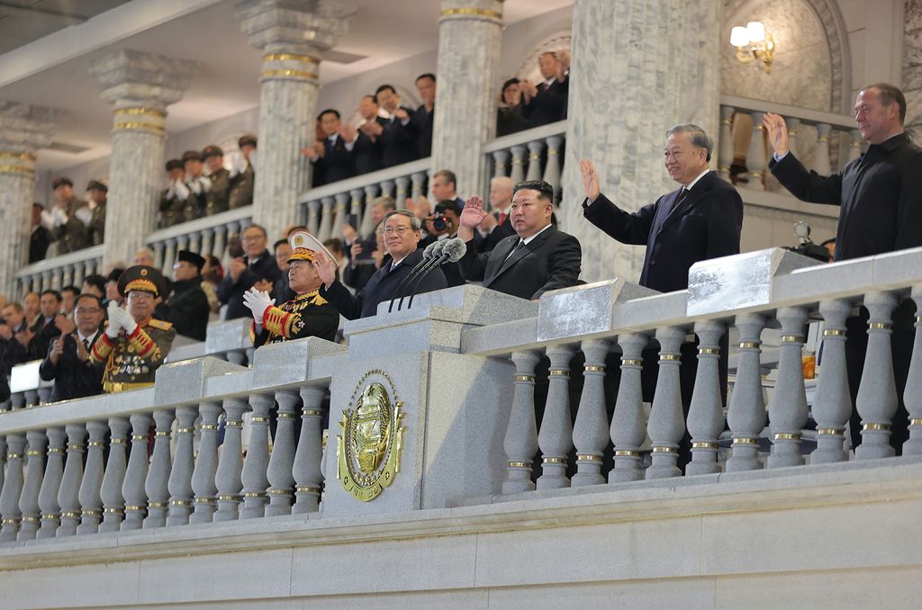 Miltary Parade Marks 80th Founding Anniversary of WPK - Image 12