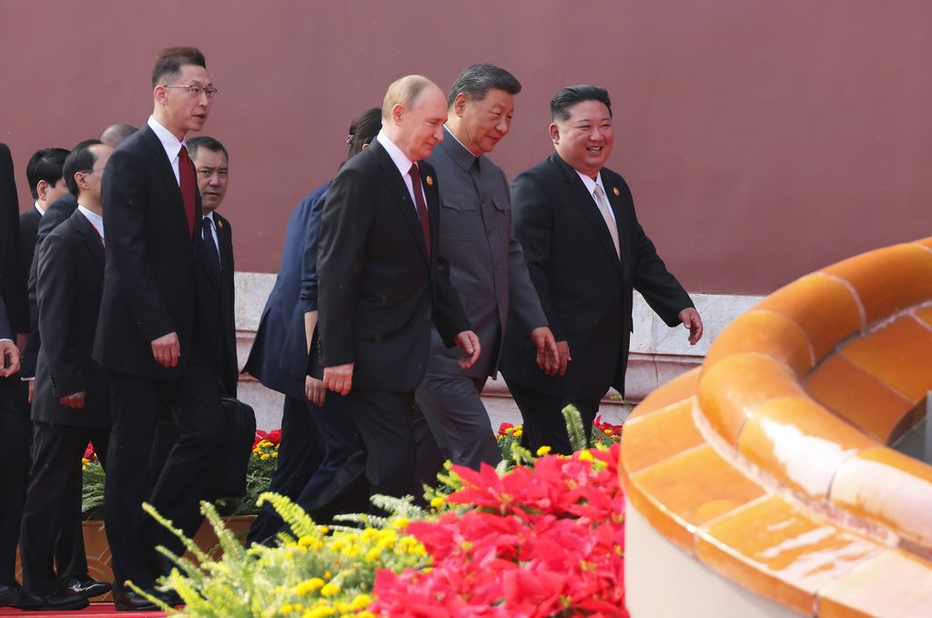 Respected Comrade Kim Jong Un Participates in Commemorations Marking 80th Anniversary of Victory in Chinese People’s War of Resistance against Japanese Aggression and World Anti-Fascist War - Image 11