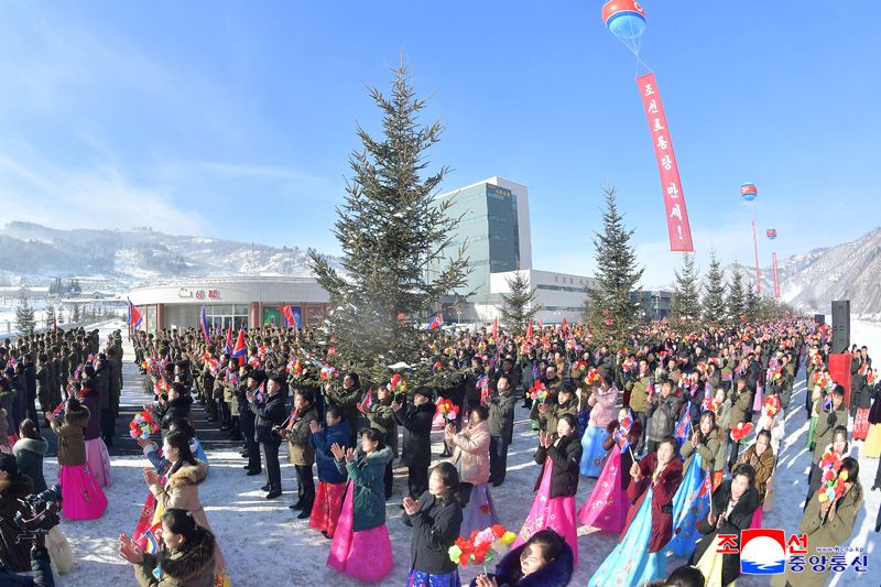 Today's News - Image 19