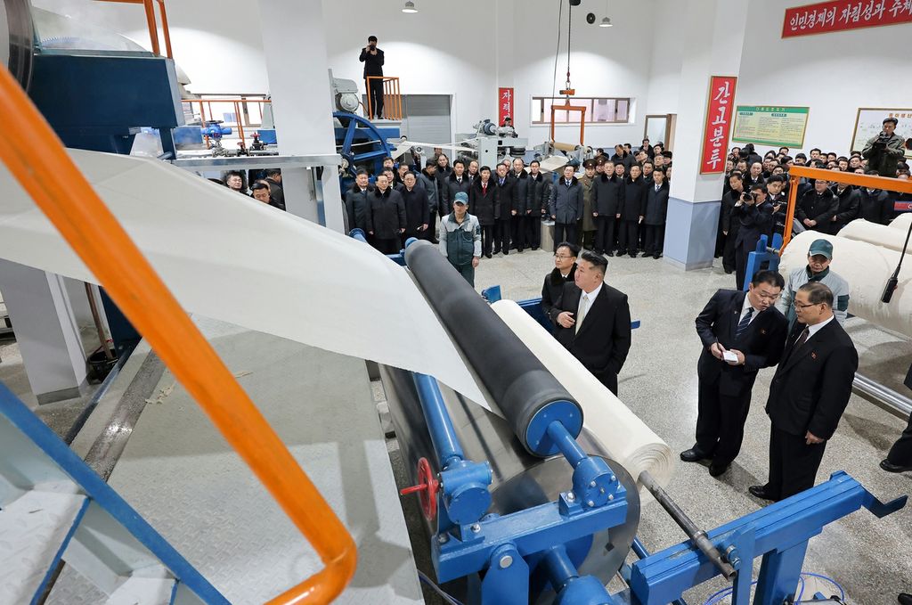 Unsan Paper Mill Inaugurated in South Phyongan Province - Image 7