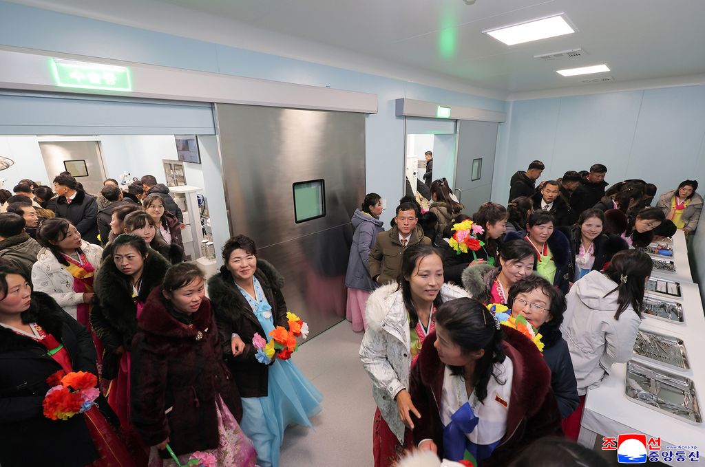 Today's News - Image 43