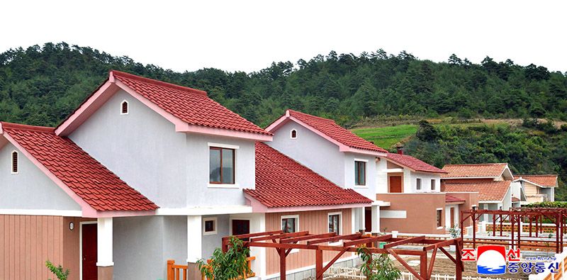 New houses built in Kim Chaek City, North Hamgyong Province - Image 2