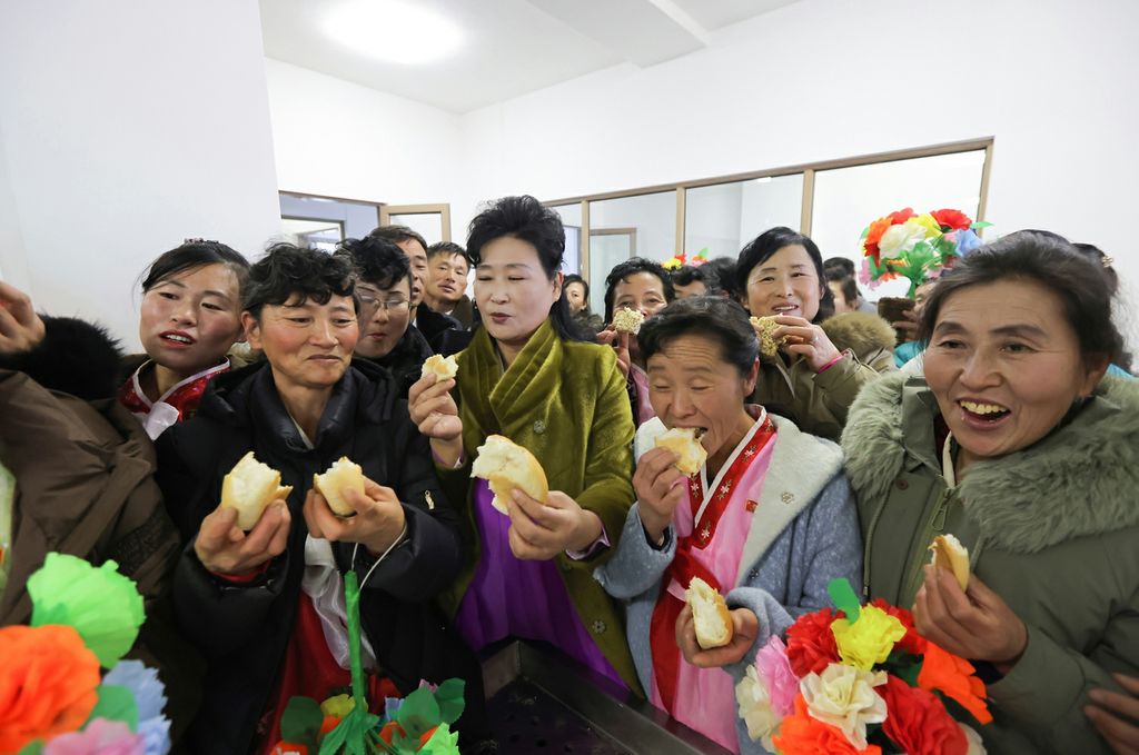 Regional-industry Factories in Jangyon County Inaugurated with Splendor - Image 24