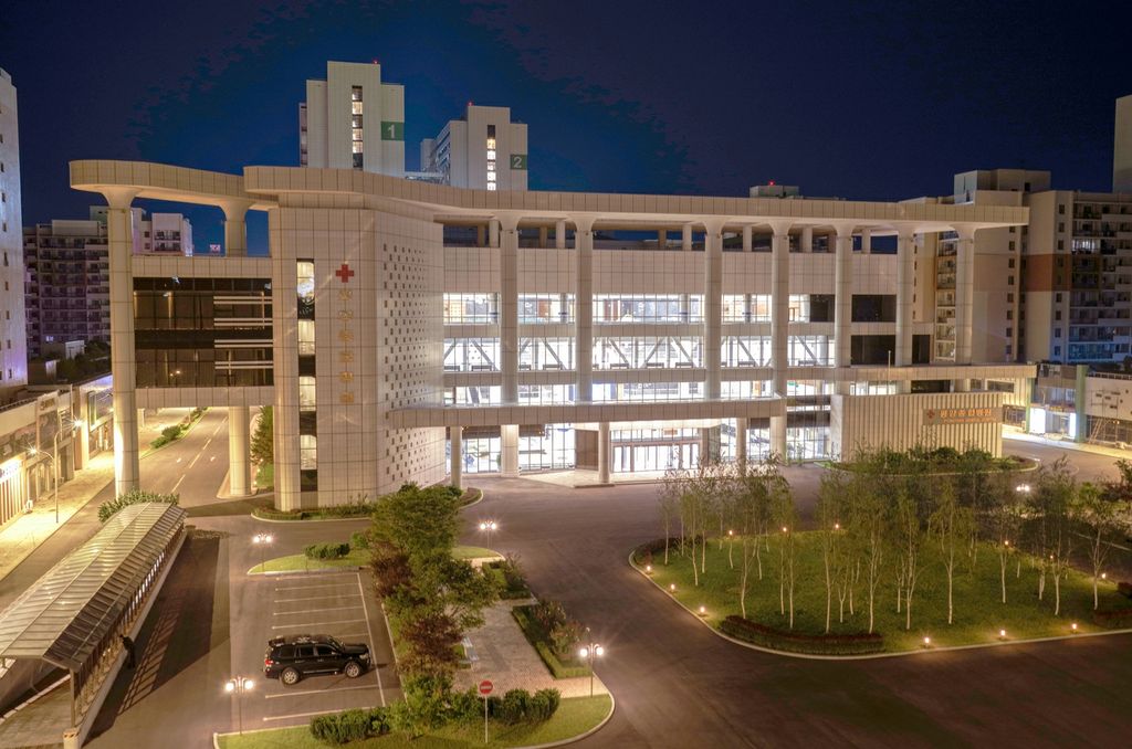 Respected Comrade Kim Jong Un Visits Pyongyang General Hospital Nearing Inauguration - Image 26