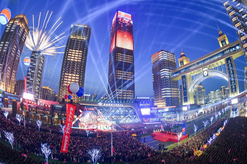 Another Spectacular Appearance Symbolic of New Heyday of Pyongyang Construction and Efflorescence of Pyongyang CultureInauguration Ceremony of 10 000 Flats at Third Stage in Hwasong Area Takes Place with Splendour - Image 18