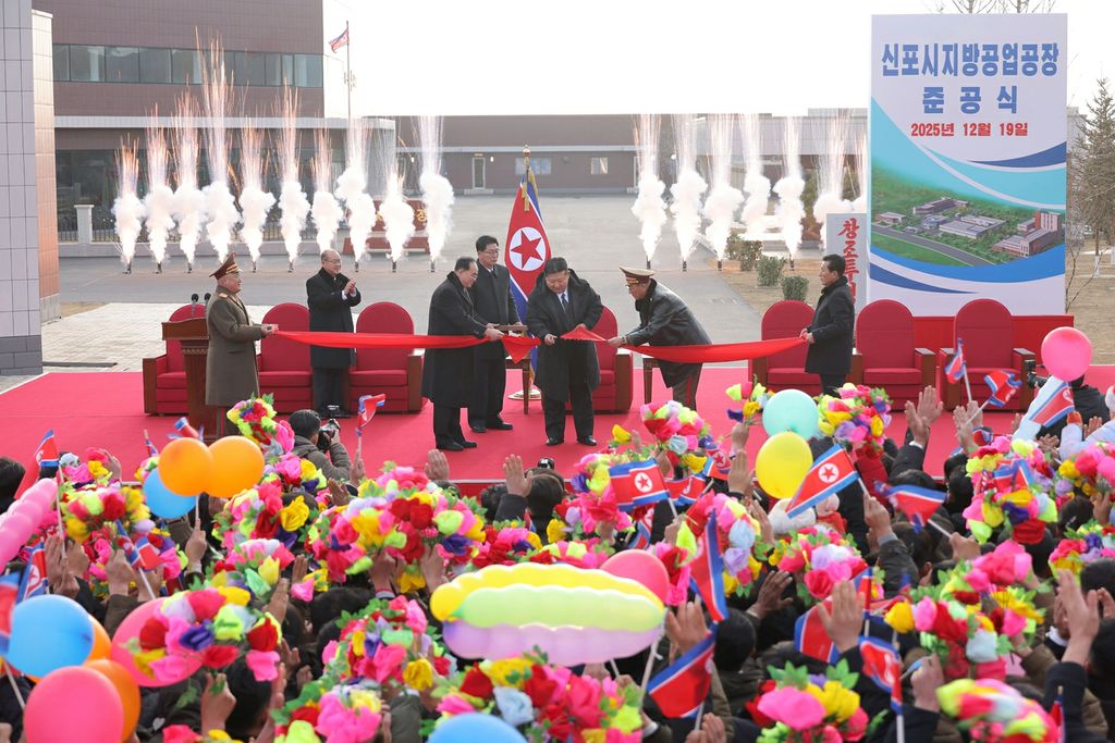 Regional-Industry Factories Inaugurated with Splendor in Sinpho City of DPRK - Image 3