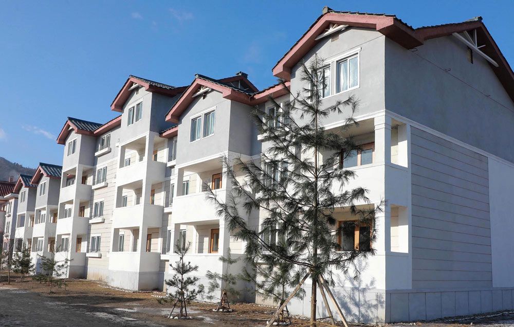 Ceremonies of Moving into New Houses Held in Jagang Province of DPRK