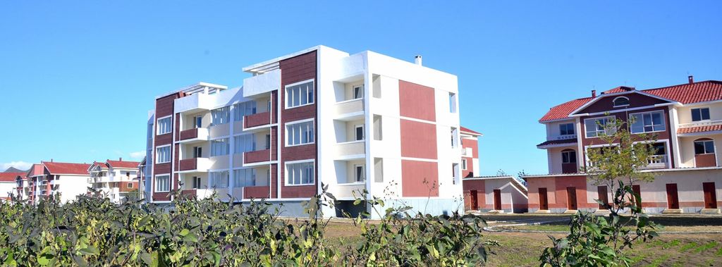 New Houses Built in Chongjin City, North Hamgyong Province of DPRK - Image 4