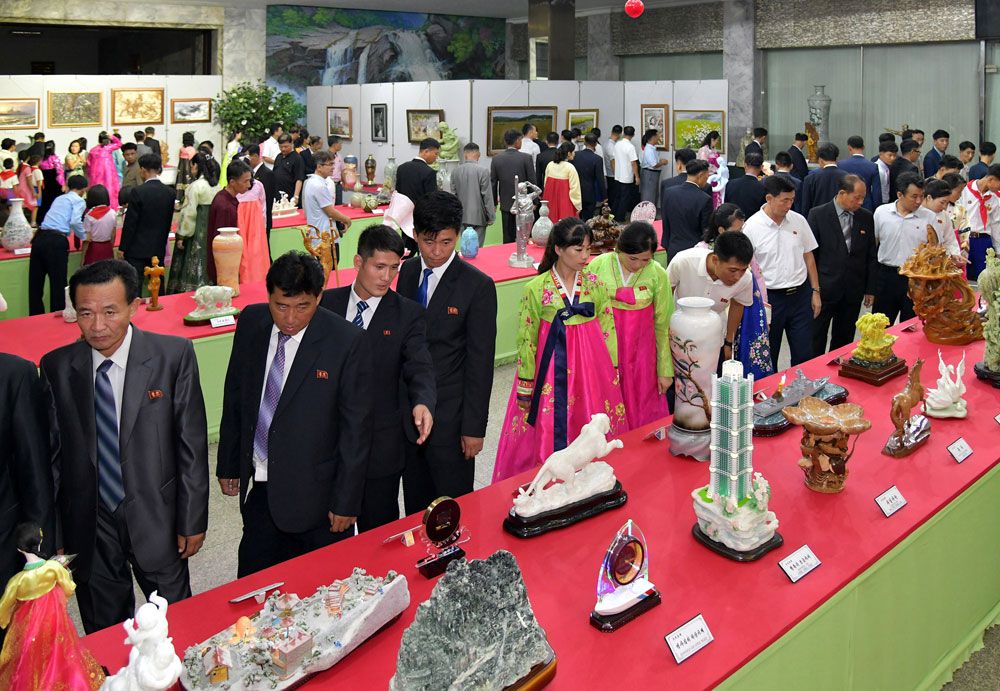National Sculpture and Craftwork Festival Opens in DPRK