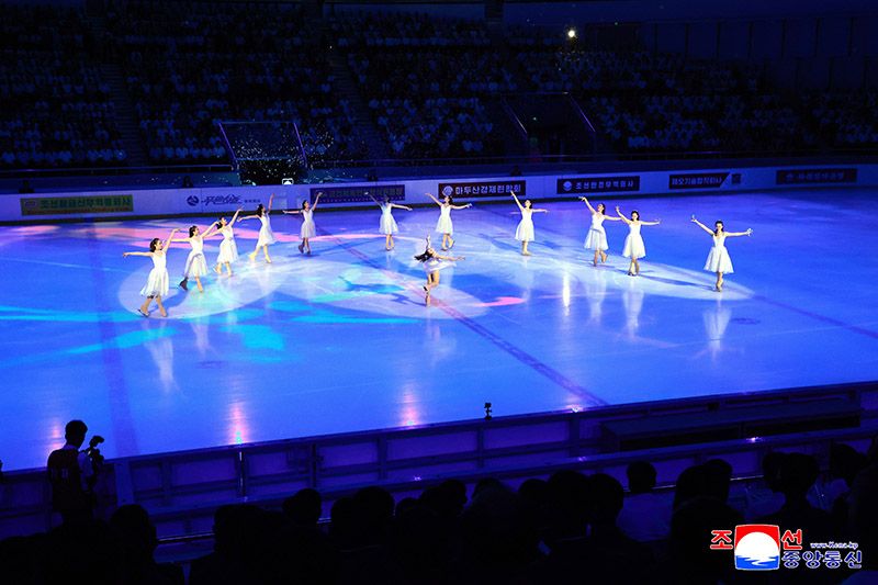 Ice Rink in Pyongyang renovated - Image 3