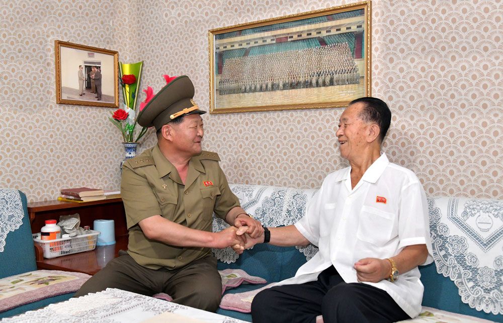 Senior Officials of DPRK Visit Families of War Veterans - Image 13