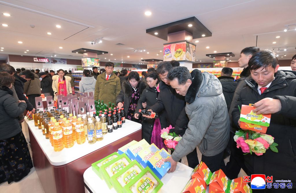 Today's News - Image 37