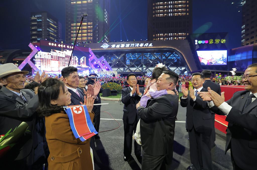 Another Spectacular Appearance Symbolic of New Heyday of Pyongyang Construction and Efflorescence of Pyongyang CultureInauguration Ceremony of 10 000 Flats at Third Stage in Hwasong Area Takes Place with Splendour - Image 24