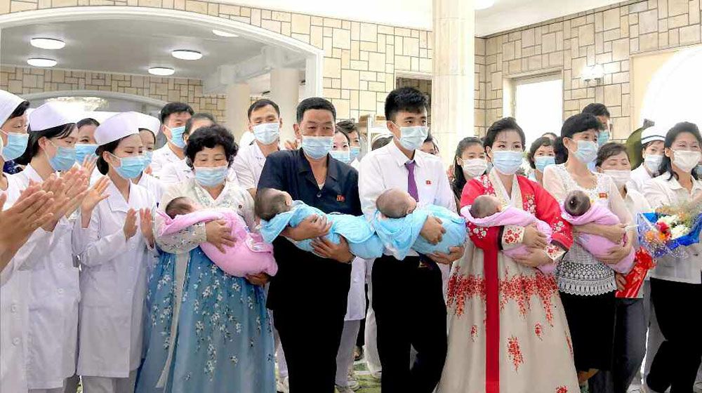 Quintuplets Leave Pyongyang Maternity Hospital - Image 2