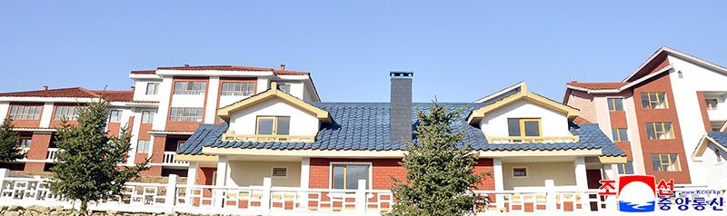 New houses built in Kim Jong Suk County of Ryanggang Province