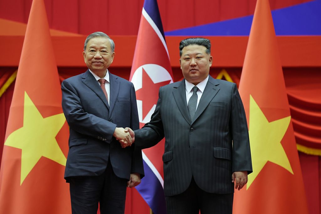 Ceremony Held to Welcome General Secretary of Central Committee of Communist Party of Vietnam - Image 11