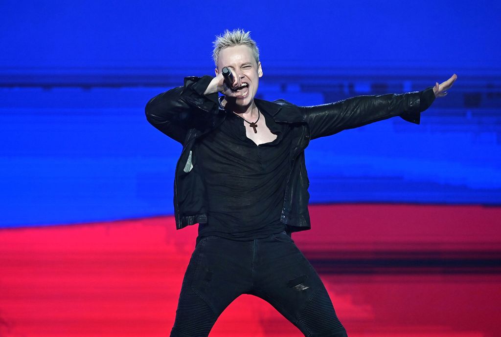 Russian Artistes Give Art Performance - Image 16