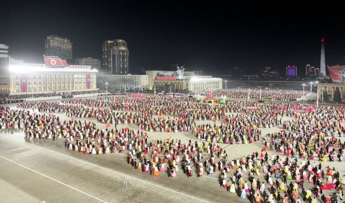 Evening Gala of Young People Held in DPRK
