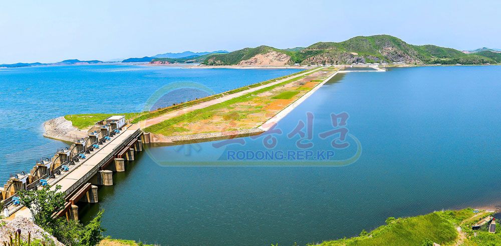 Validity and Vitality of Our Party’s Policy on Irrigation Construction