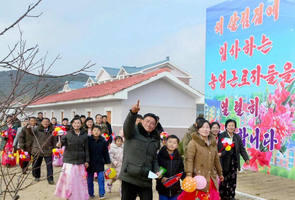 Farmers in DPRK Move into New Houses - Image 11