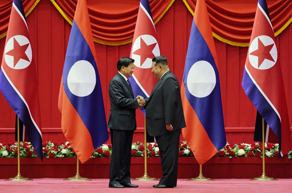 Ceremony Held to Welcome Lao President - Image 3