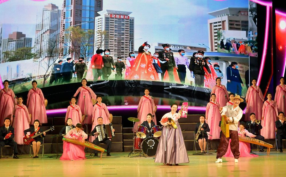 Performances of Ninth Spring April People’s Art Festival Go on - Image 5