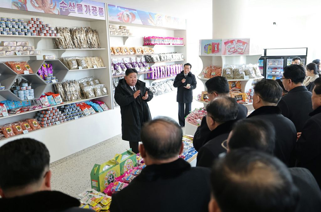 Regional-Industry Factories Inaugurated with Splendor in Sinpho City of DPRK - Image 9