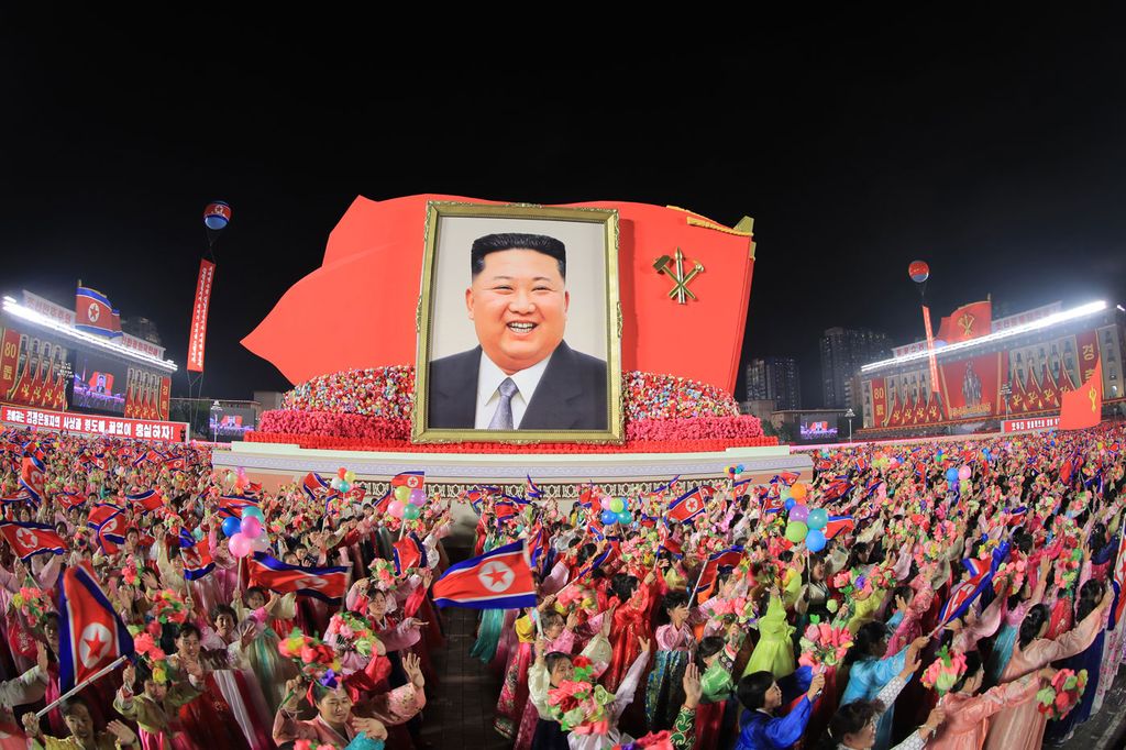 Public Procession and Torchlight Gala Take Place in DPRK - Image 11