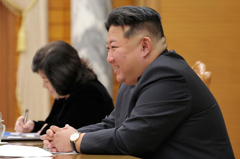 Respected Comrade Kim Jong Un Meets President of United Russia Party - Image 7