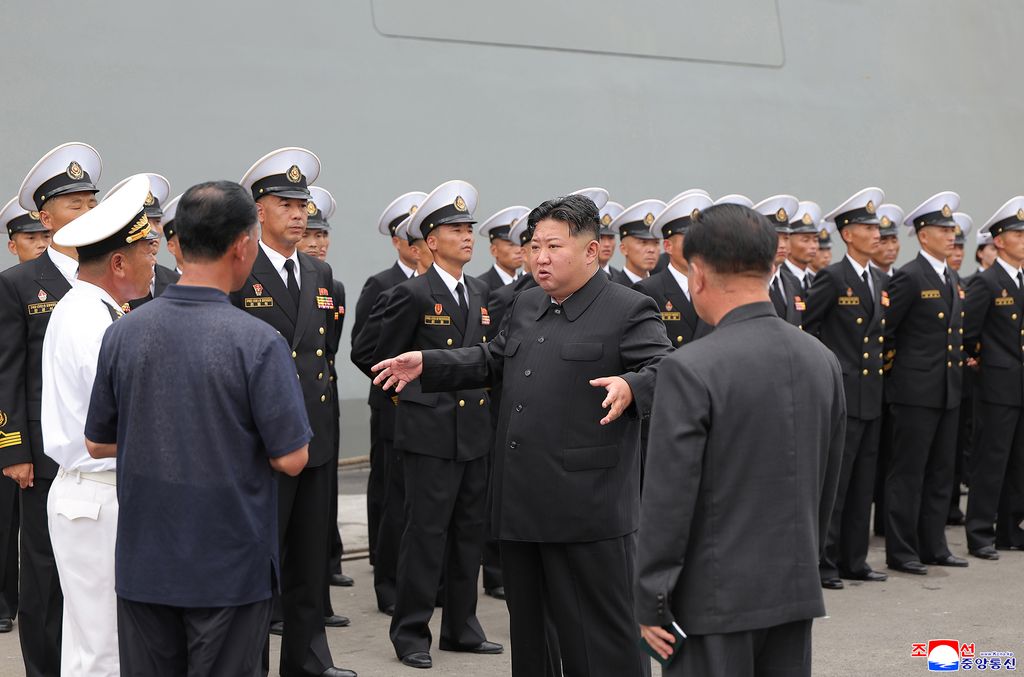 RespectedComrade Kim Jong Un visits destroyer Choe Hyon and learns about training and life of sailors - Image 11